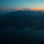 Traunsee nach Sonnenuntergang Blick vom Traunsteinhaus