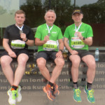 Linz Halbmarathon 2018 mit Sebastian und Karl und unserer Siegesmedailie, am 15. April