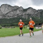 Mondsee Halbmarathon 2017 mit meinem Bruder Karl beim Lauf vor der Drachenwand, am 4. Juni